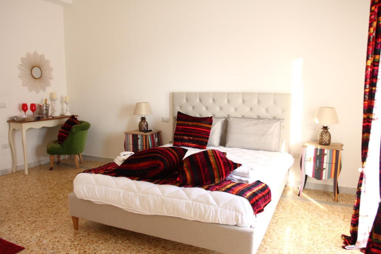 Pompei Palace B&B Oda fotoğraf